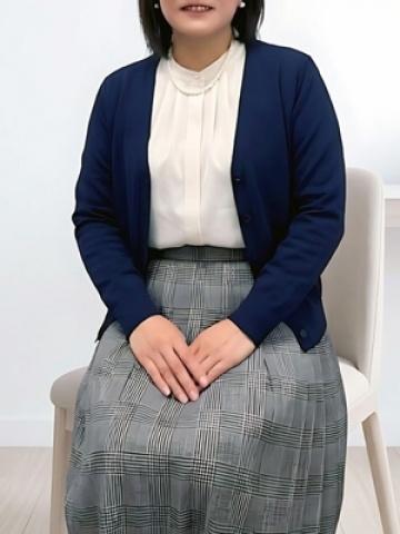 小山えま