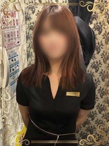 谷まりえ